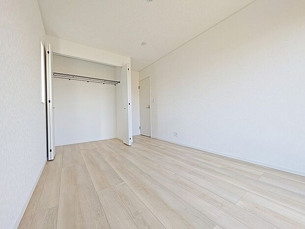 部屋ごとに設けた収納は、住みやすさへのこだわり。