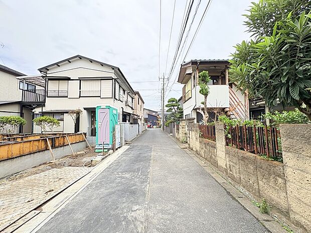 前面道路。