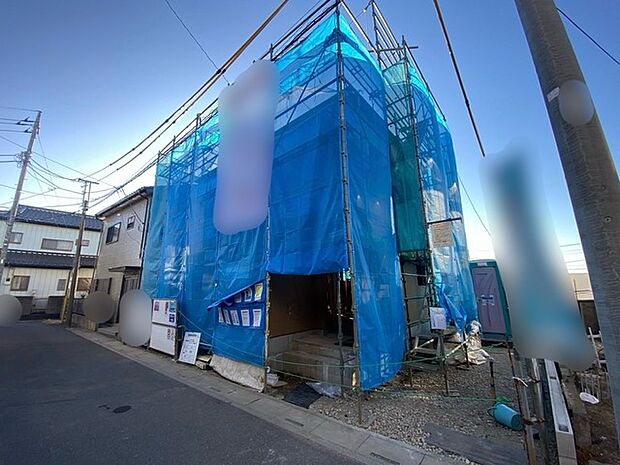 車通りの少ない閑静な住宅地、のびのびした子育てに適します。