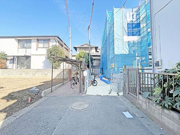基礎から完成済みの住まいまで、各工程をご確認いただけます。