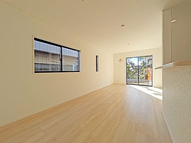 快適性とゆとりをデザインしたリビングは、広々した16．2帖。 