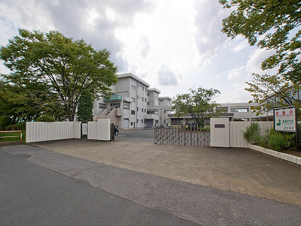 久喜市立菖蒲中学校(1253m)