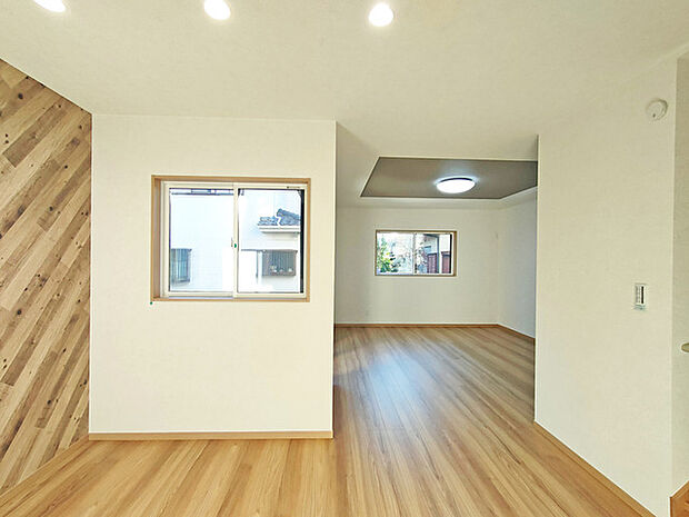 リビングは家具の配置も思いのまま。自由度が高い設計です。