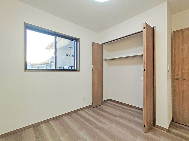 たっぷりの陽光に包まれる明るい住まい。 