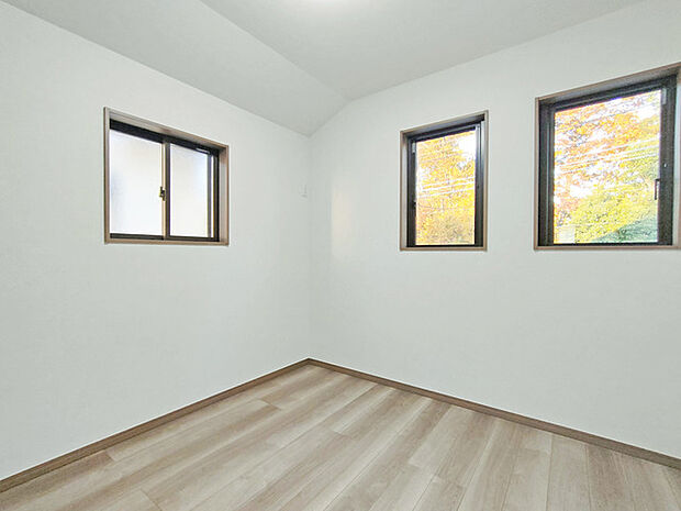 この部屋だれの部屋にしようかな、なんて会話を現地で楽しんでください。 