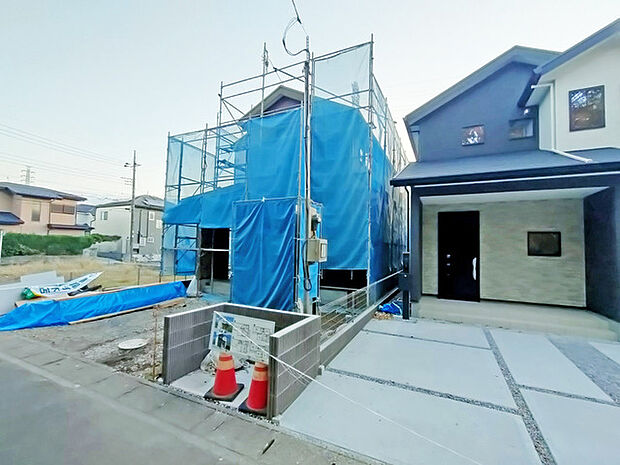 車通りの少ない閑静な住宅地、のびのびした子育てに適します。