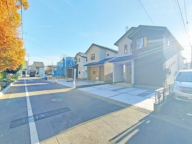 幹線道路から1本入った現地は、想像以上に静かに感じられます。 