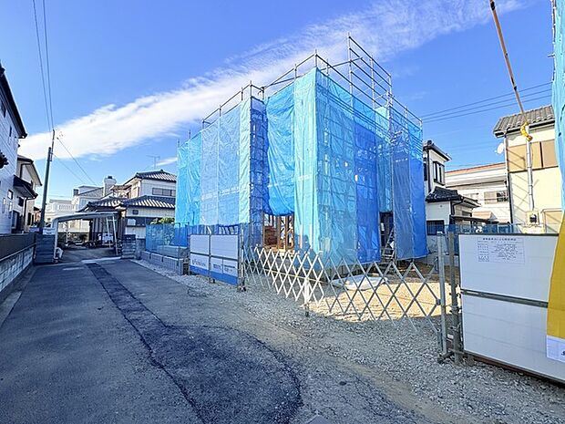 車通りの少ない閑静な住宅地、のびのびした子育てに適します。