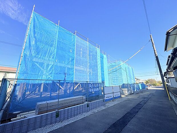 JR宇都宮線「東大宮」駅東口徒歩3分、提携駐車場もあります。エステート白馬東大宮店までお気軽にお問い合わせください。