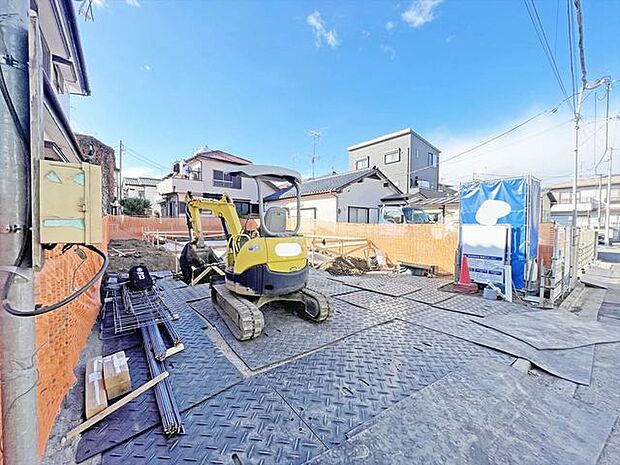 基礎から完成済みの住まいまで、各工程をご確認いただけます。