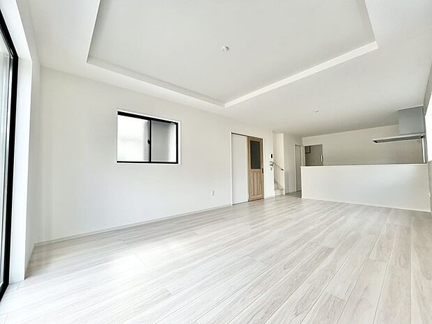 家族団らんの時間も増えそうな、くつろぎのLDK。