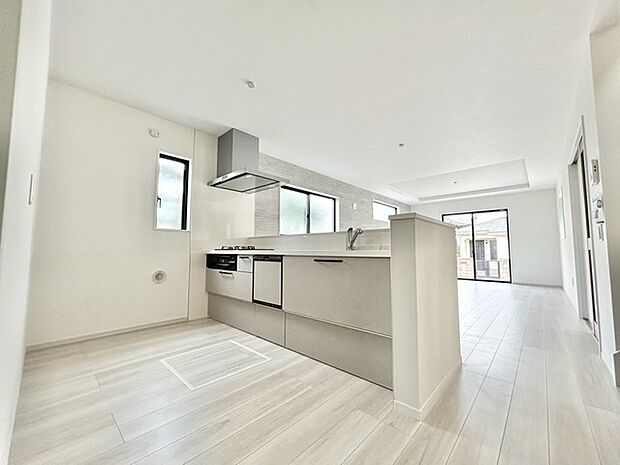 キッチンの性能が上がれば、いつものお料理も楽しくなりますね。