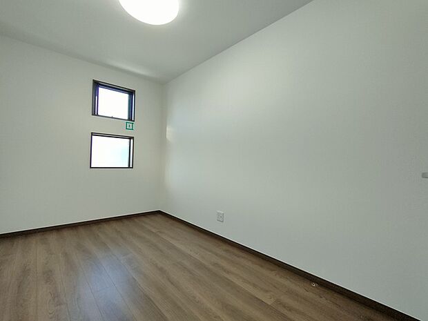 この部屋だれの部屋にしようかな、なんて会話を現地で楽しんでください。