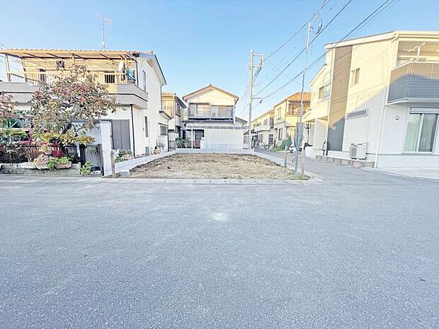 ＪＲ宇都宮線「東大宮」駅東口徒歩3分、提携駐車場もあります。エステート白馬東大宮店までお気軽にお問い合わせください。 