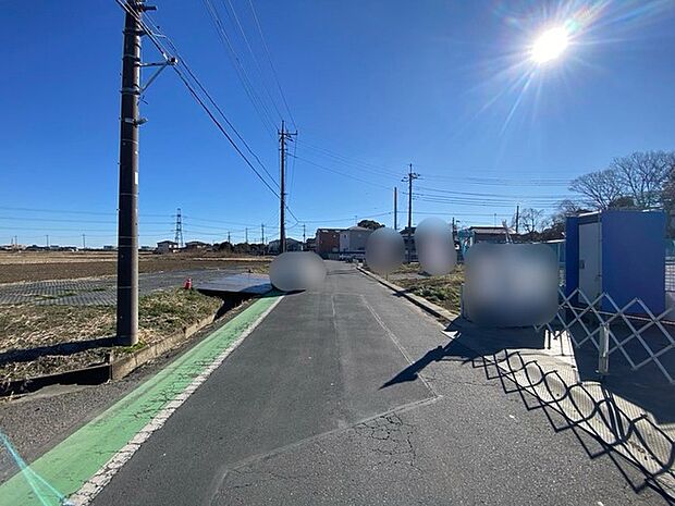 車の通りも少ない閑静な住宅地。子育てにも、第二の人生にも。 