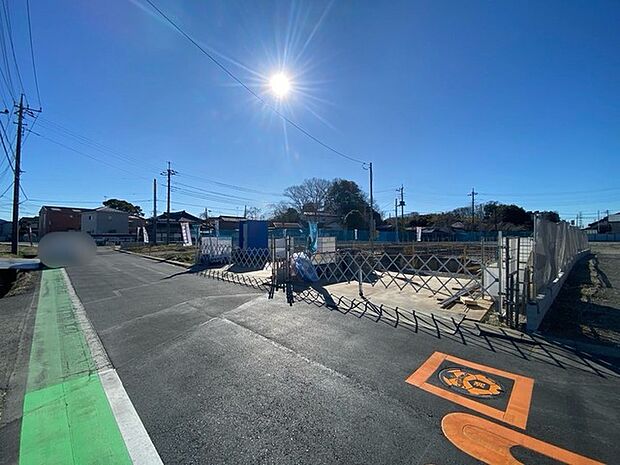 同じグレードで建てられた最寄りの完成物件を、参考にご覧になれます。