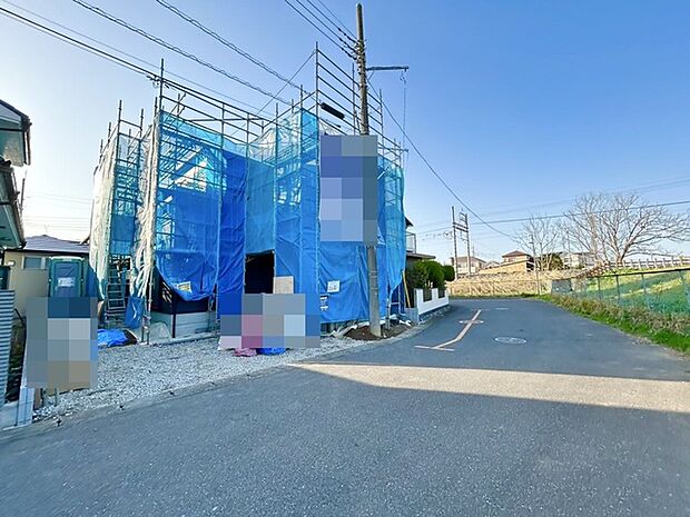 同じグレードで建てられた最寄りの完成物件を、参考にご覧になれます。