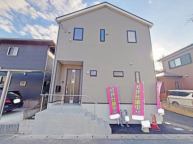 東武アーバンパークライン「藤の牛島」駅 徒歩9分。