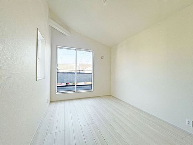 この部屋だれの部屋にしようかな、なんて会話を現地で楽しんでください。