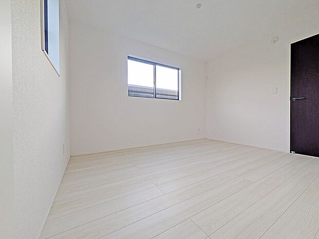 子供部屋には丁度良い洋室。サイズは6帖。