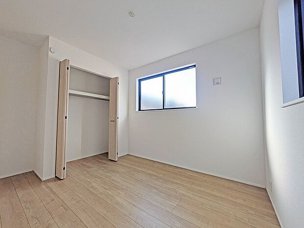 部屋ごとに設けた収納は、住みやすさへのこだわり。