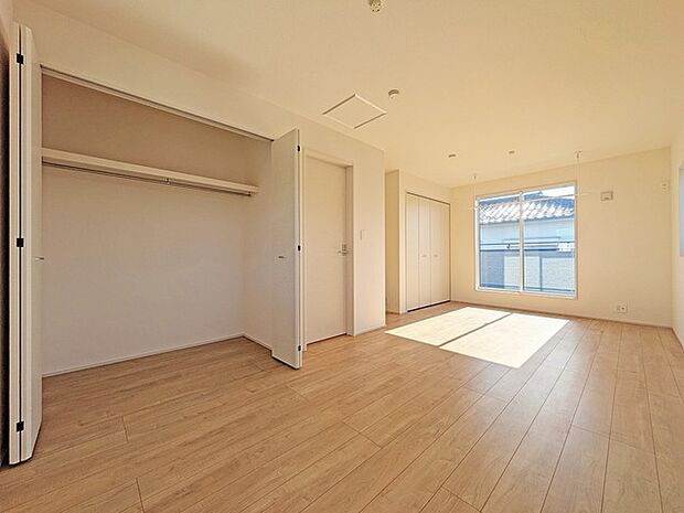 部屋ごとに設けた収納は、住みやすさへのこだわり。  