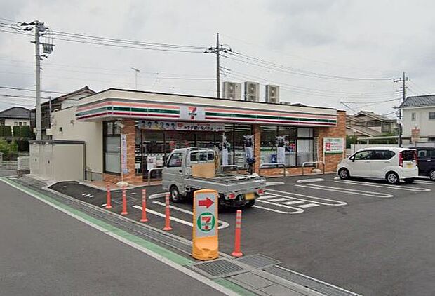 セブンイレブン 久喜青葉4丁目店(550m)