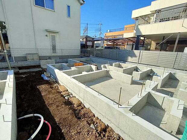 宮原駅まで徒歩15分。この距離だと、運動不足も少し解消されるかも。 