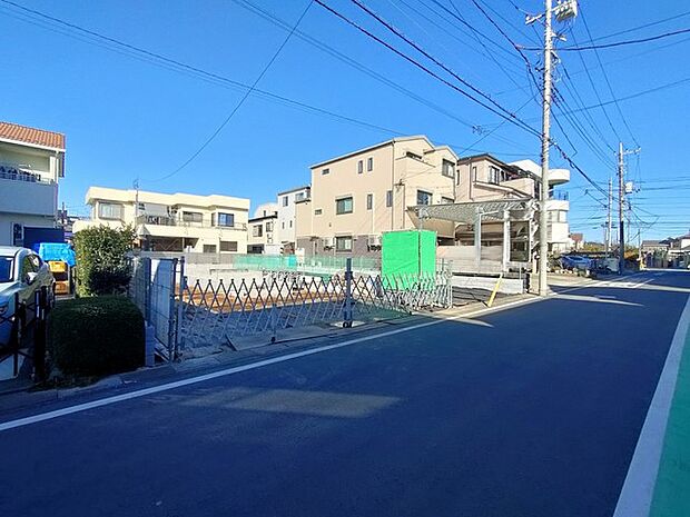 基礎から完成済みの住まいまで、各工程をご確認いただけます。 