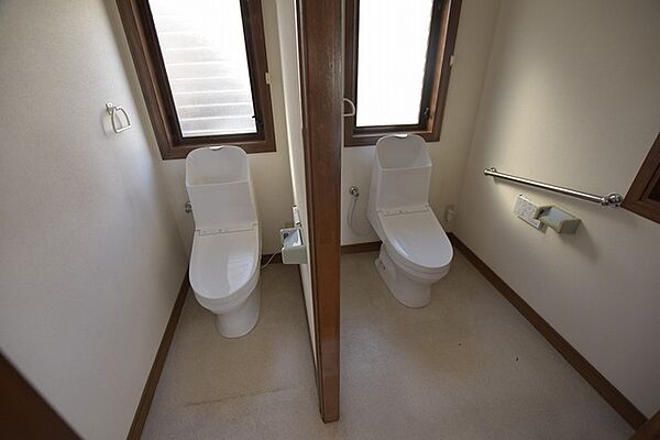 トイレは2台設置