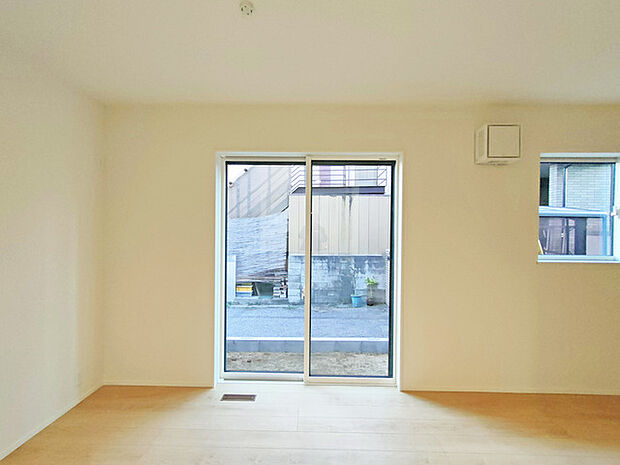 家族団らんの時間も増えそうな、くつろぎのLDK。