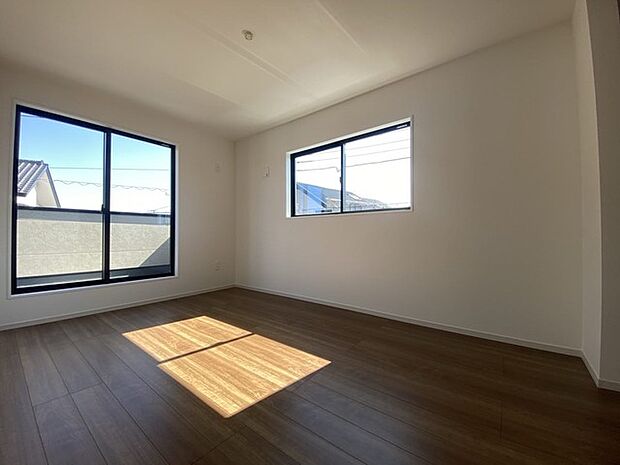 この部屋だれの部屋にしようかな、なんて会話を現地で楽しんでください。