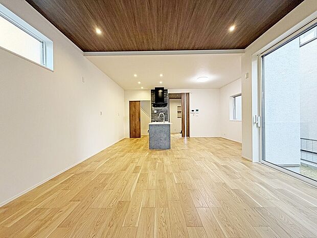 リビング空間にこだわりたい方に、見ていただきたい住宅です。 