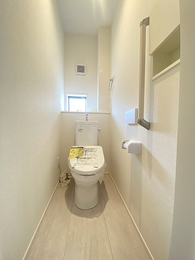 清潔好きには欠かせないウォシュレット機能付き。