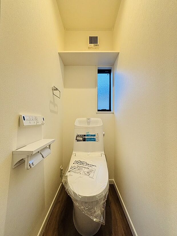 新築戸建てなら今や標準装備は当たり前。気持ちいいウォシュレット機能。