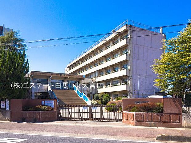 杉戸町立杉戸中学校(3800m)