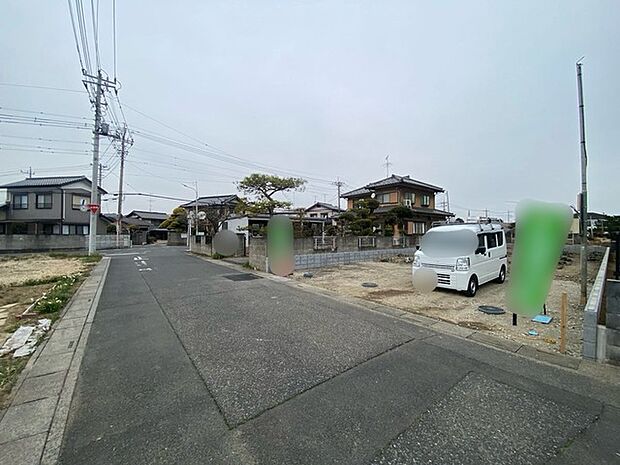 駐車が苦手な方にも嬉しい、前面道路に面した住まい。