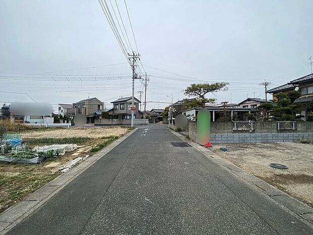 閑静な住宅地で、小さなお子様がいるご家族にも安心。