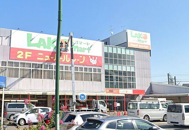 ラコマート武里店(816m)