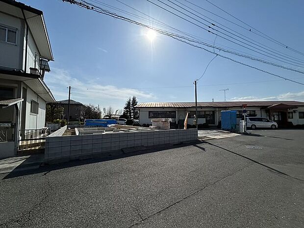 同じグレードで建てられた最寄りの完成物件を、参考にご覧になれます。