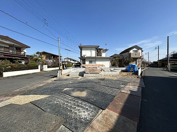 マイカーの車幅もお確かめください。