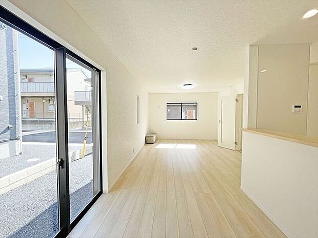 家族団らんの時間も増えそうな、くつろぎのLDK。