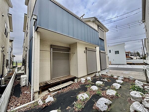 ゆとりの広さを確保したバルコニー。お布団を干すのも、この広さならラクラク。
