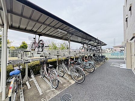 駐輪場