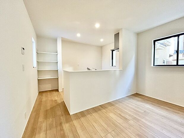 対面キッチンがご家族の温かい時間を演出。