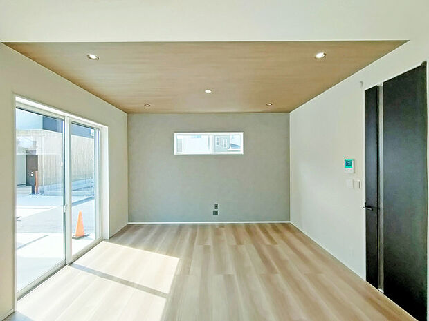 家族団らんの時間も増えそうな、くつろぎのLDK。