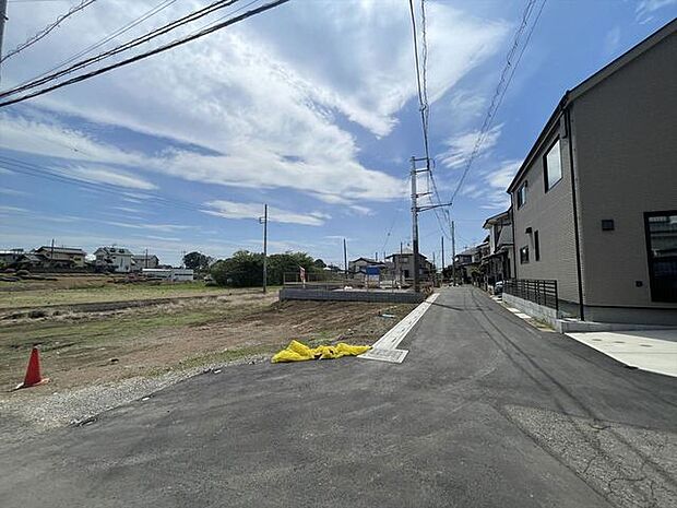 同じグレードで建てられた最寄りの完成物件を、参考にご覧になれます。 