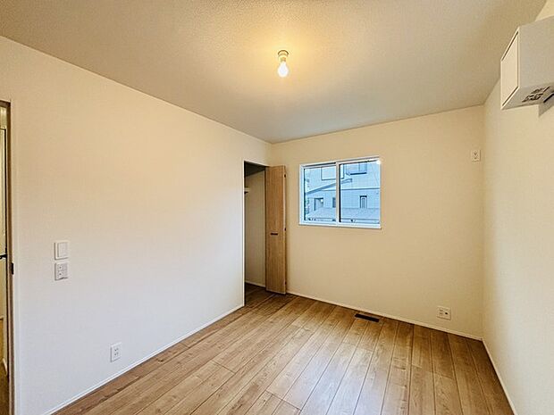 この部屋だれの部屋にしようかな、なんて会話を現地で楽しんでください。