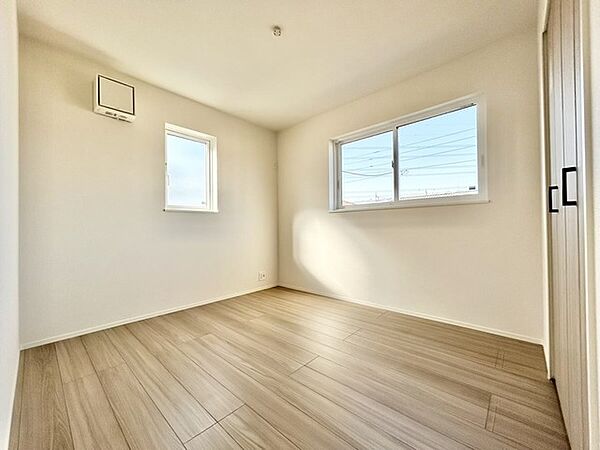 この部屋だれの部屋にしようかな、なんて会話を現地で楽しんでください。