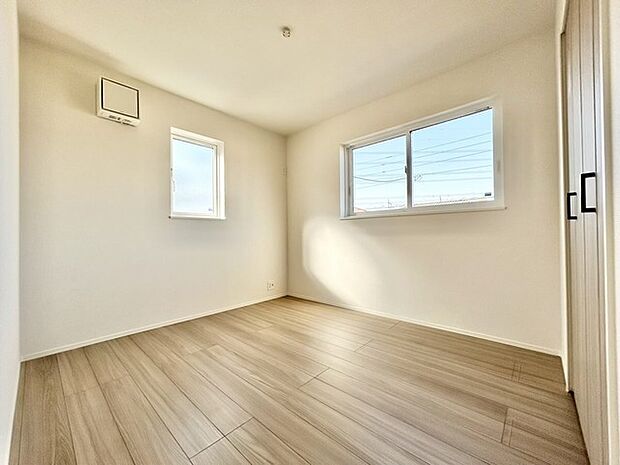 この部屋だれの部屋にしようかな、なんて会話を現地で楽しんでください。